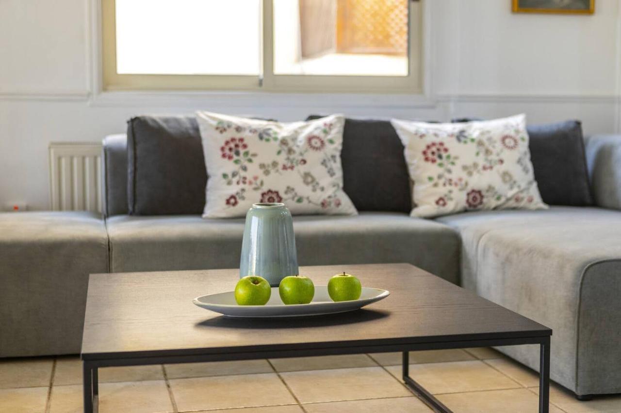 Kiti Beachfront Villa Carpe Diem מראה חיצוני תמונה