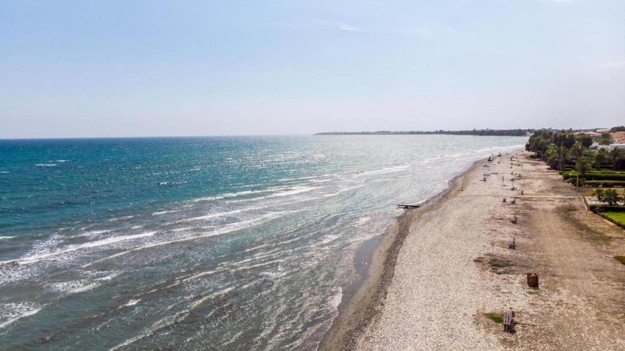 Kiti Beachfront Villa Carpe Diem מראה חיצוני תמונה